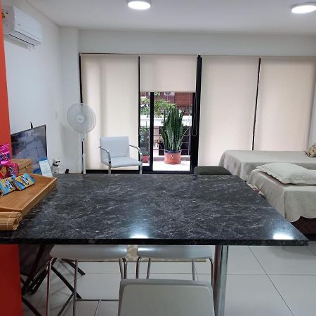 Departamento En Recoleta Excelente Apartment Buenos Aires Bagian luar foto